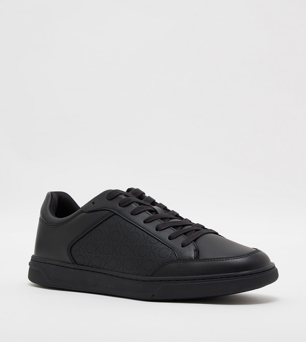 Buy Calvin Klein Retro Runner In Black 6thStreet UAE