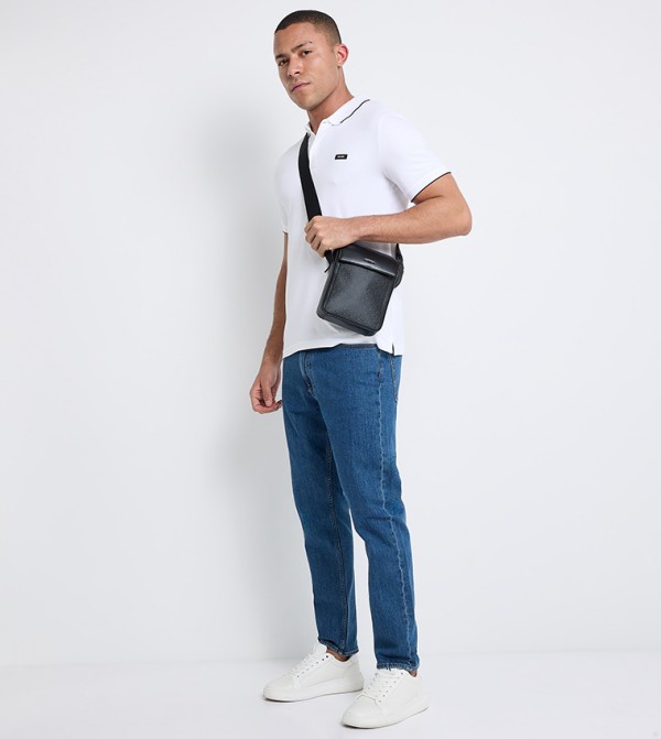 Washed Tapered Fit Jeans