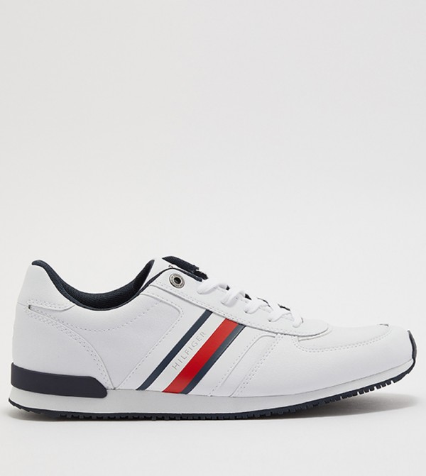 sneakersy tommy hilfiger patent fashion runner fw0fw04609 white ybs