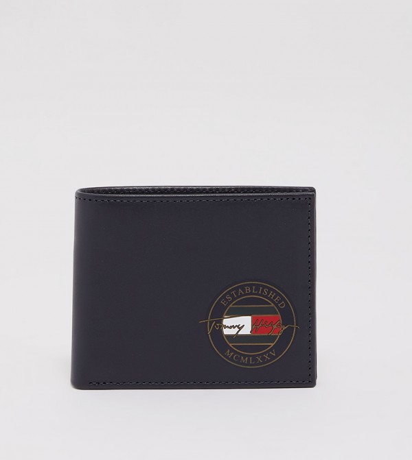 Buy Tommy Hilfiger Signature Mini Cc Wallet In Blue | 6thStreet Qatar