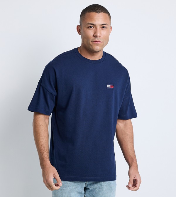 Logo Detail Crew Neck T-Shirt