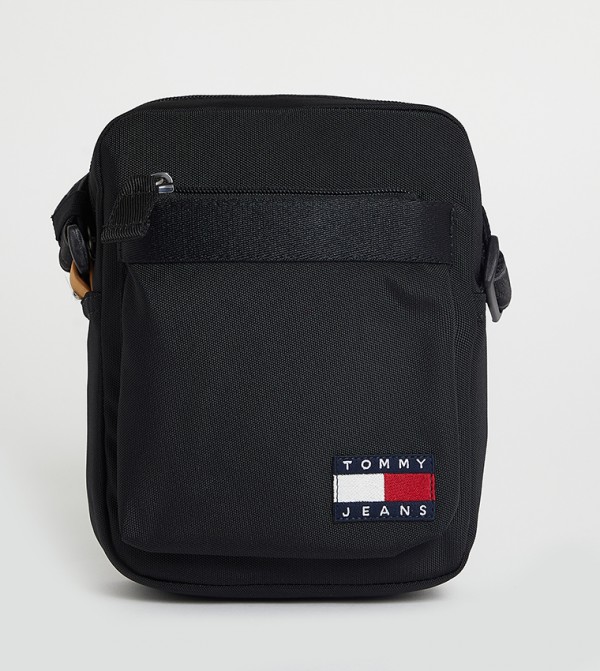 Essential Logo Badge Reporter Bag