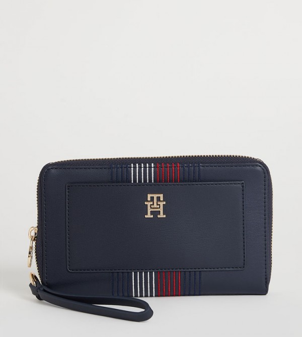 Distinct Monogram Detail Long Wallet