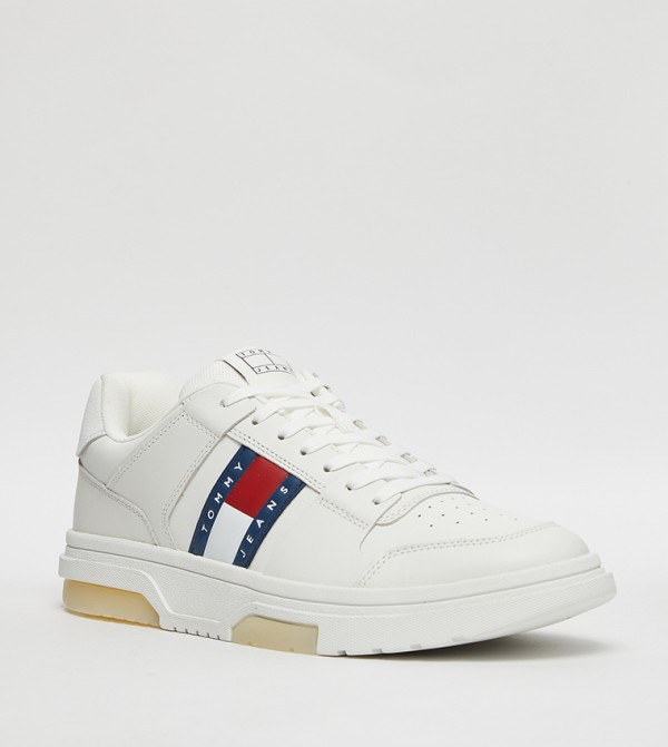 The Brooklyn Lace-Up Sneakers