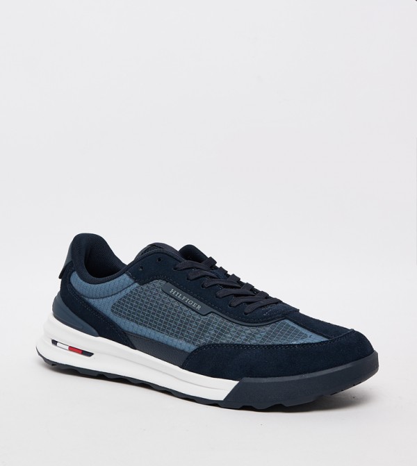 Retro Lace Up Runner Sneakers