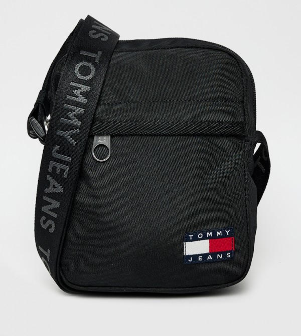 Essential Logo Badge Reporter Bag