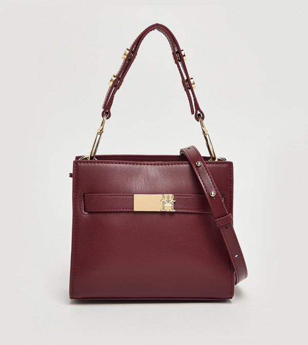HERITAGE Textured Shoulder Bag