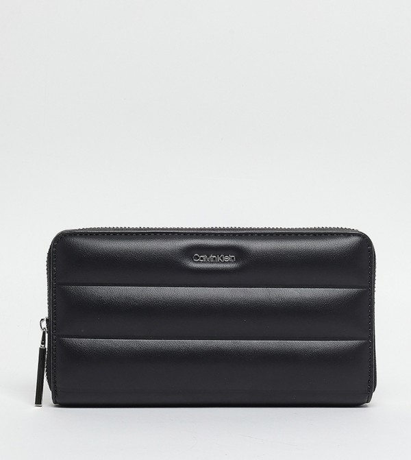 Logo Detail Quilted Large Wallet