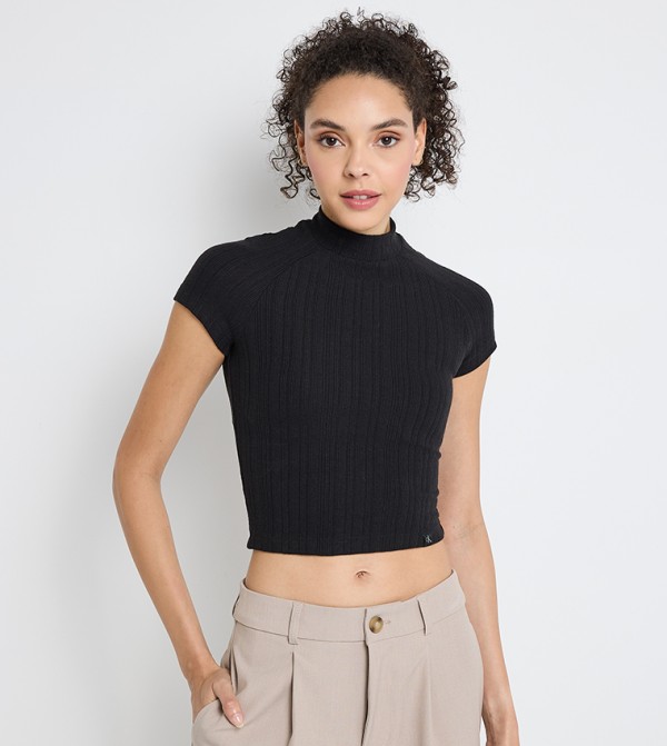 Textured Mock Neck Crop Top