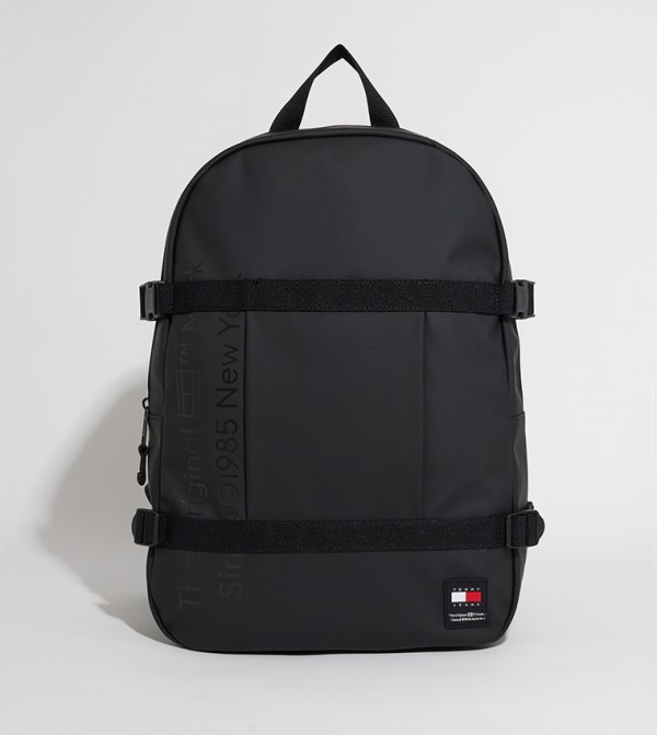 DAILY + STERNUM Logo Detail Backpack