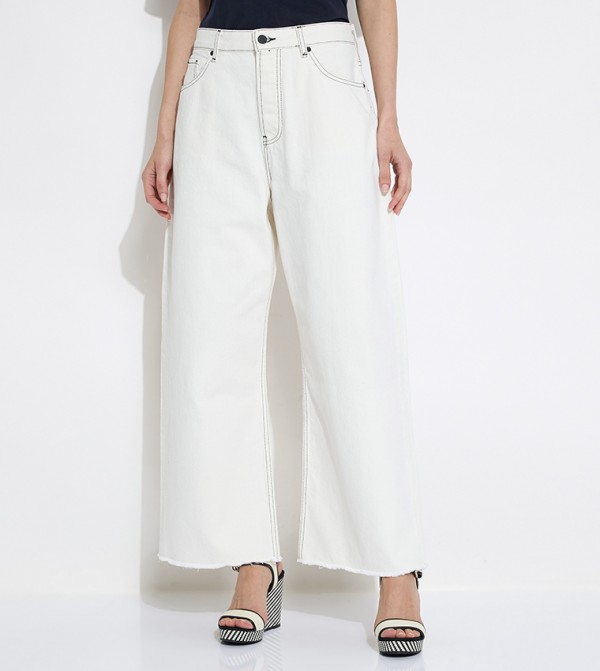 Mid Rise Wide Leg Jeans