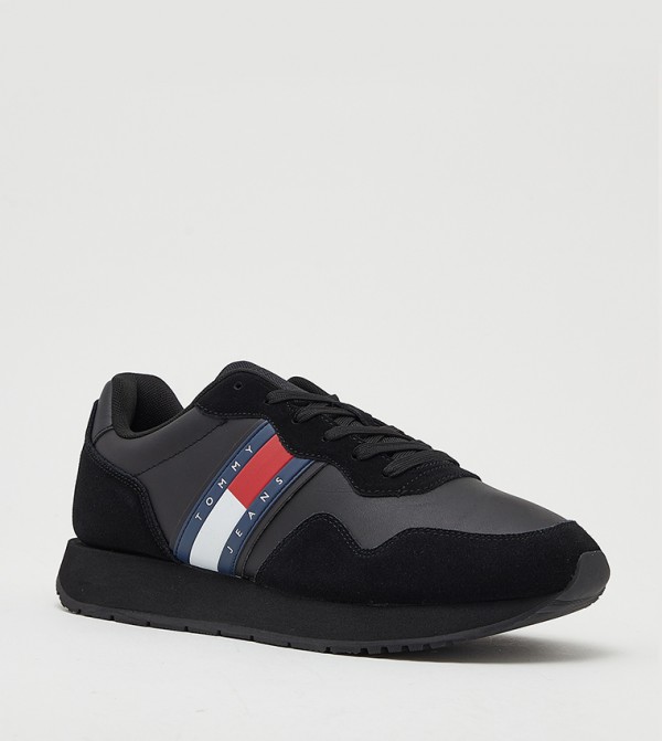 Modern Runner Sneakers 