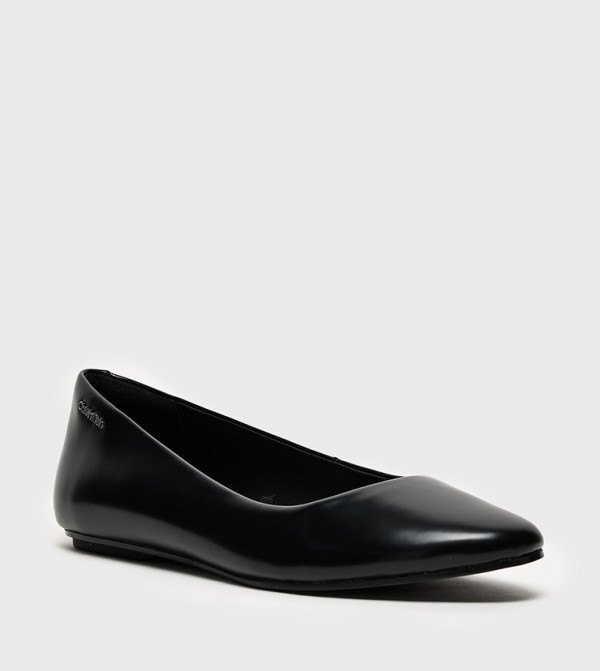 Solid Round Toe Ballerinas