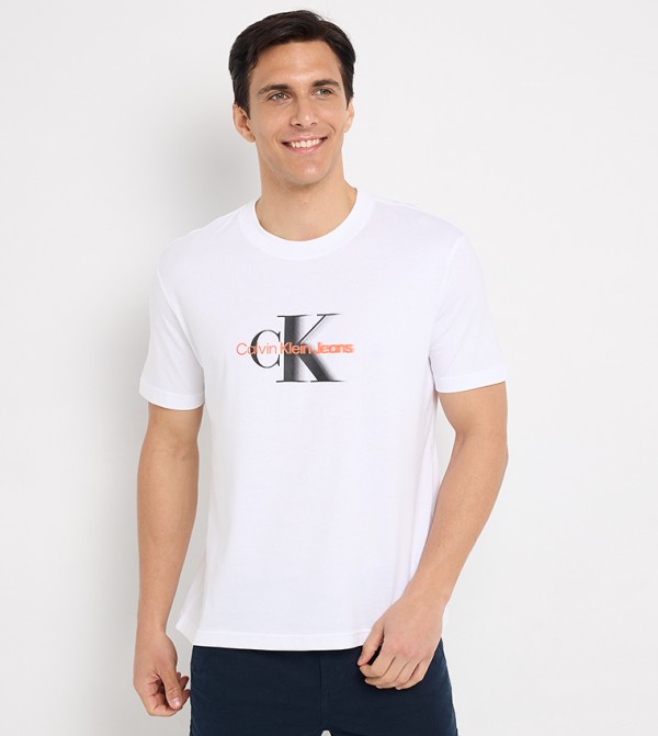 Logo Detail Crew Neck T-Shirt