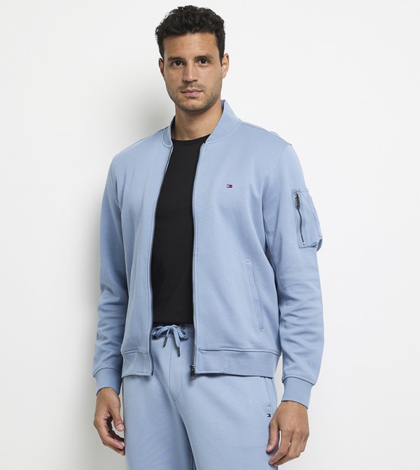 جاكيت بومبر بياقة واقفة وجيوب