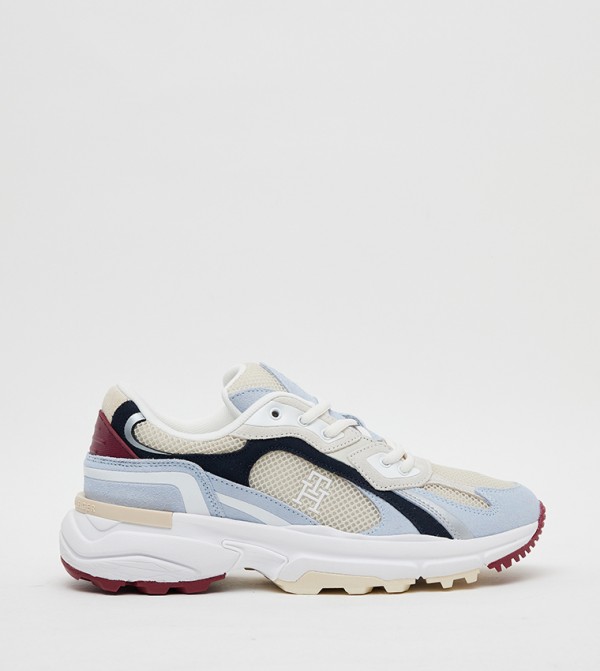 Color Block Lace-Up Runner Sneakers