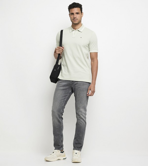 AUSTIN Washed Slim Tapered Jeans