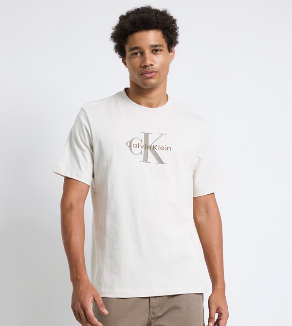 Logo Embroidered Short Sleeves T-Shirt