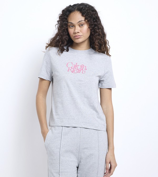 Logo Detail Short Sleeves T-Shirt