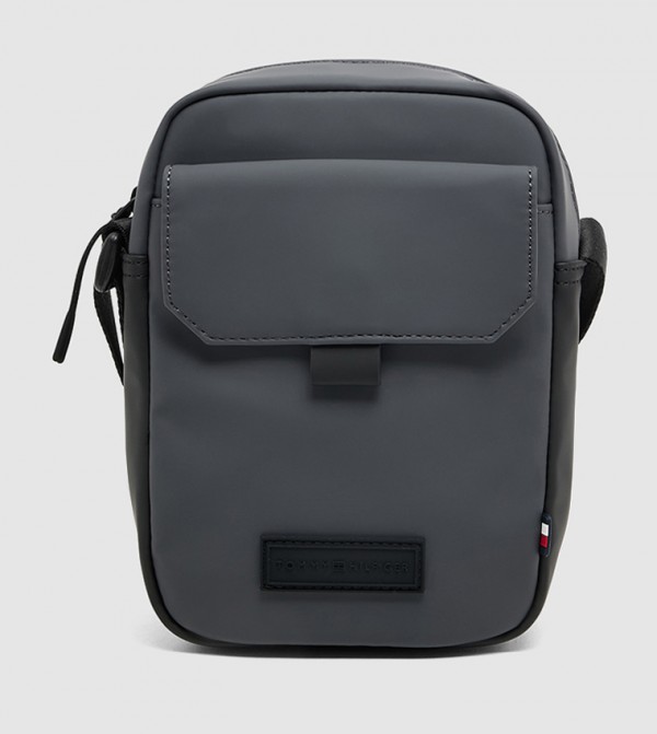 SEASONAL Logo Badge Reporter Bag