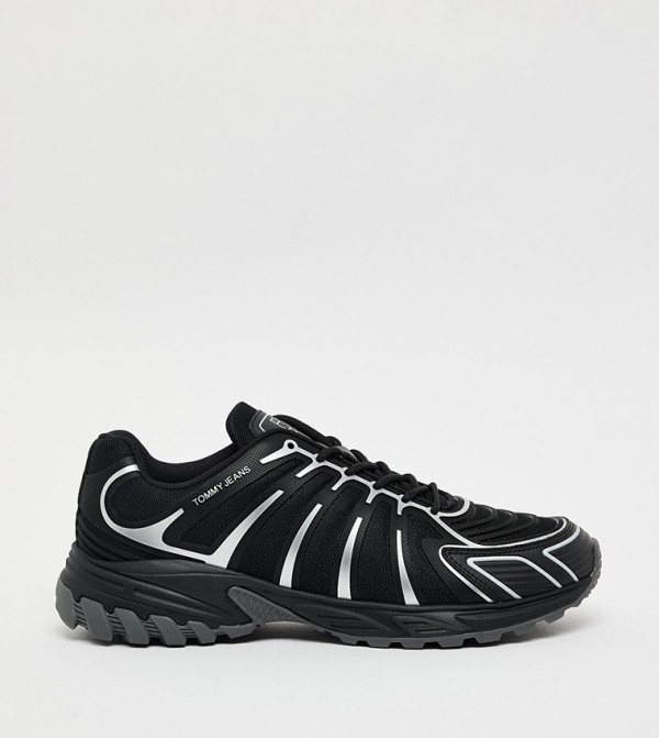 Printed Outdoor Runner Sneakers