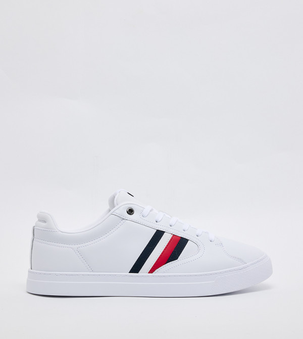 ICON COURT Striped Low-Top Sneakers
