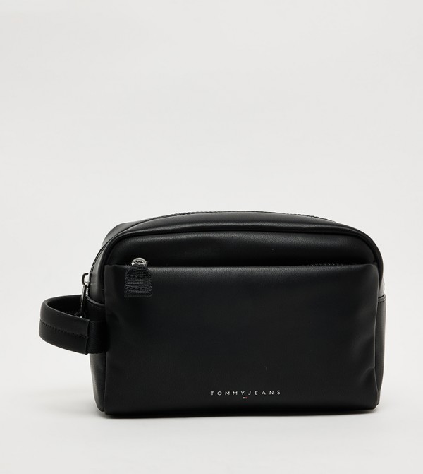 LINEAR Textured Leather Toiletry Pouch