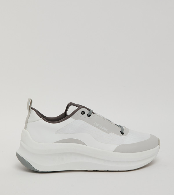 Color Block Lace-Up Runner Sneakers
