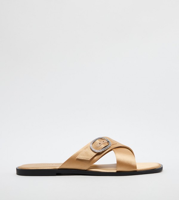 Embellished Buckle Crossover Strap Flat Sandals