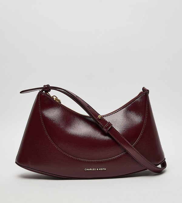 SIGRID Textured Shoulder Bag