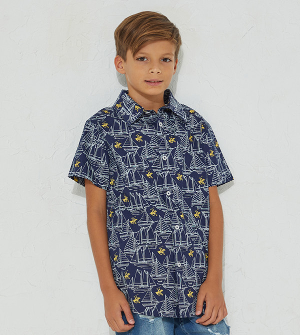 قميص بطبعة شعار العلامة للأطفال 