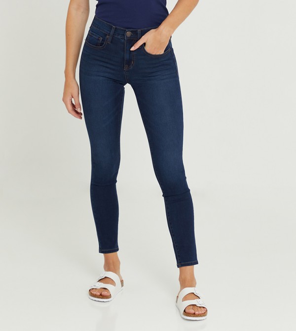 Stretchy High-Rise Jegging