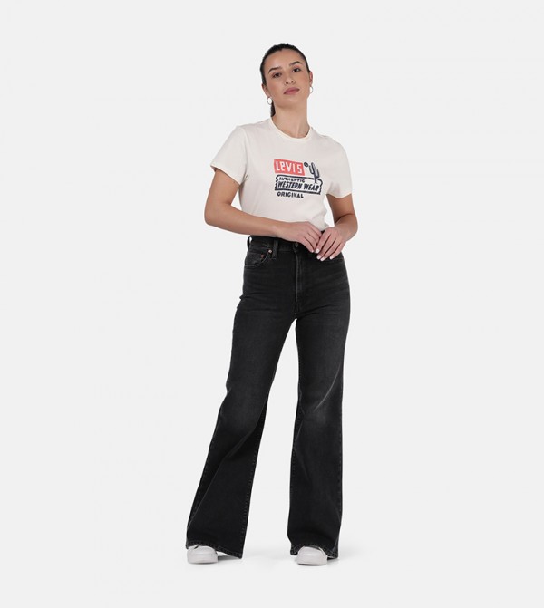 جينز بقصة بوت 