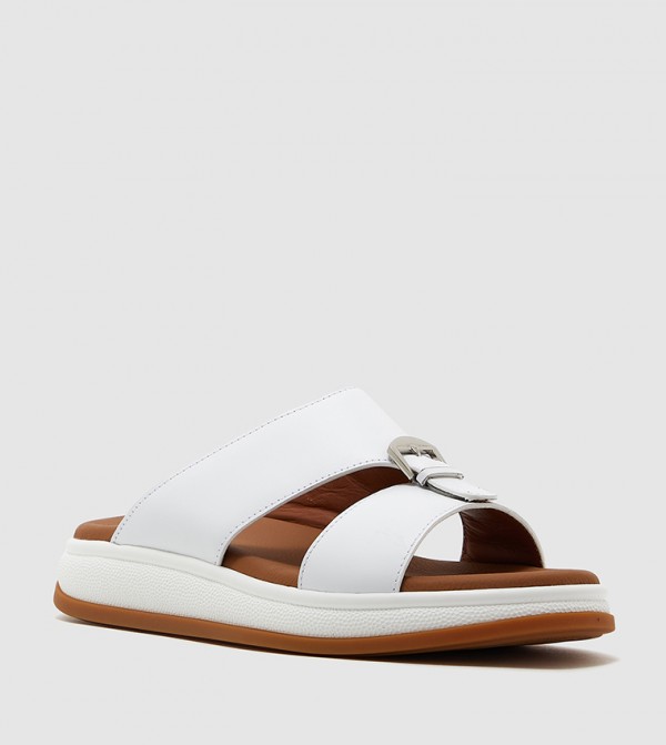 Textured Open-Toe Arabic Sandals