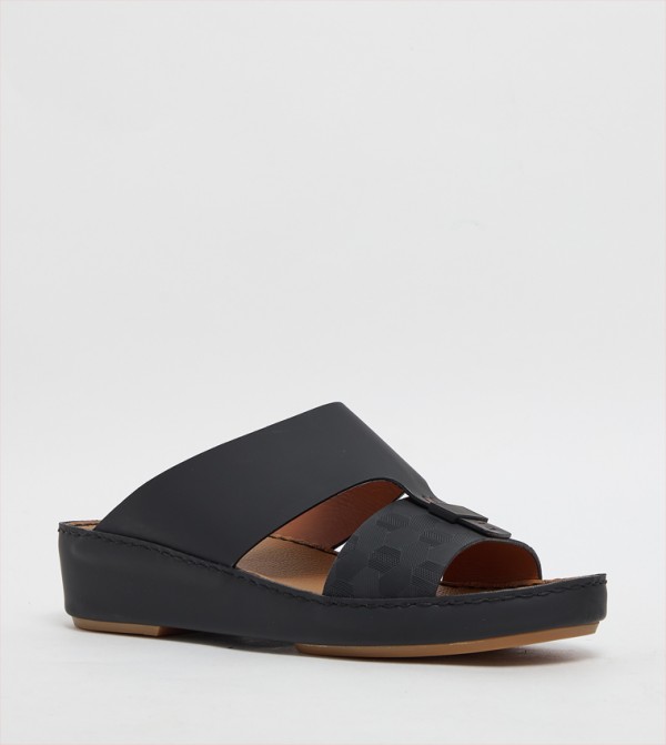 Textured Arabic Sandals