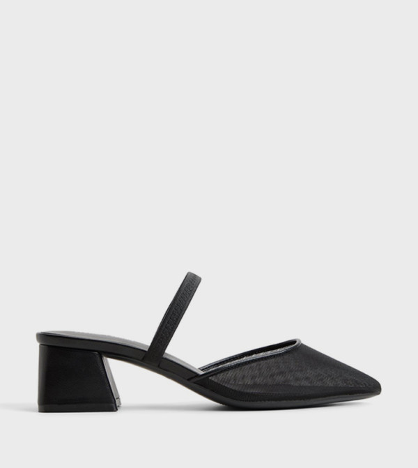 AMARAE Pointed Toe Block Heel Pumps