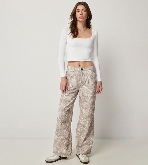 Solid Square Neck Crop Top