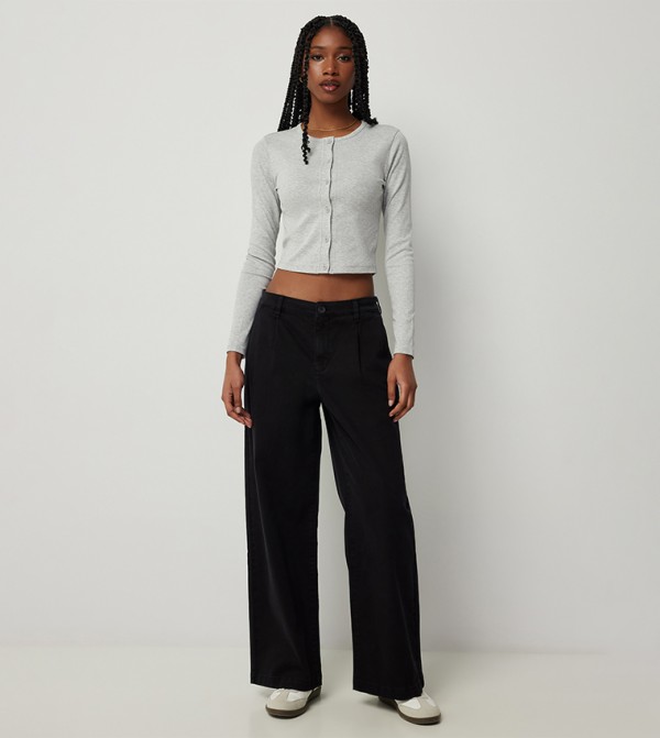 Pleated Relaxed Fit Chinos