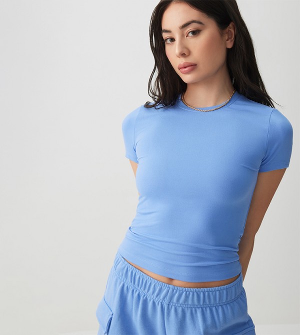 Solid Short Sleeves Fitted Top