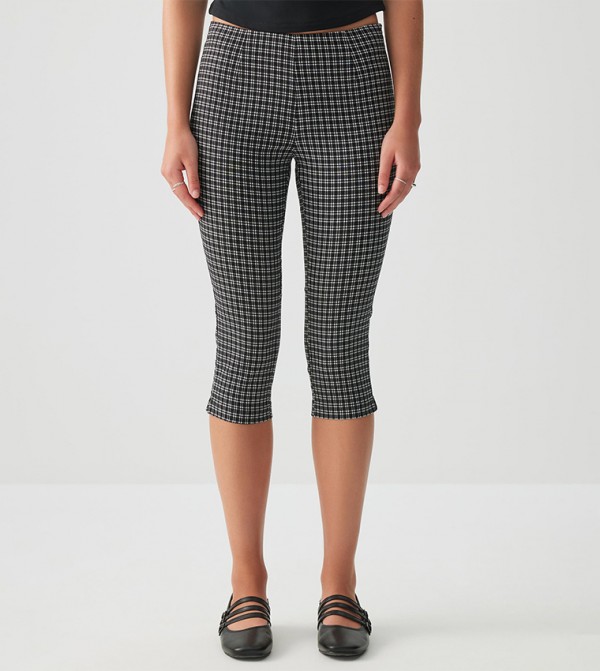 Plaid High Rise Capri