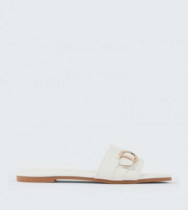 Buckle Detail Open-Toe Flat Sandals