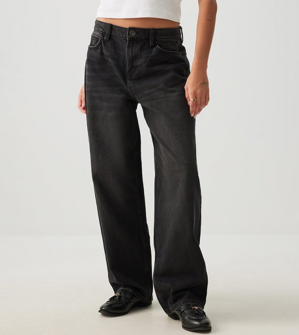 Washed Mid Rise Baggy Fit Jeans