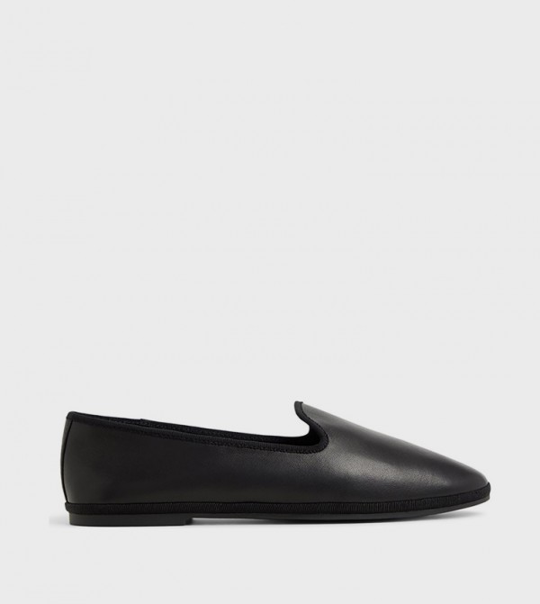 AURABELLE Textured Flat Shoes