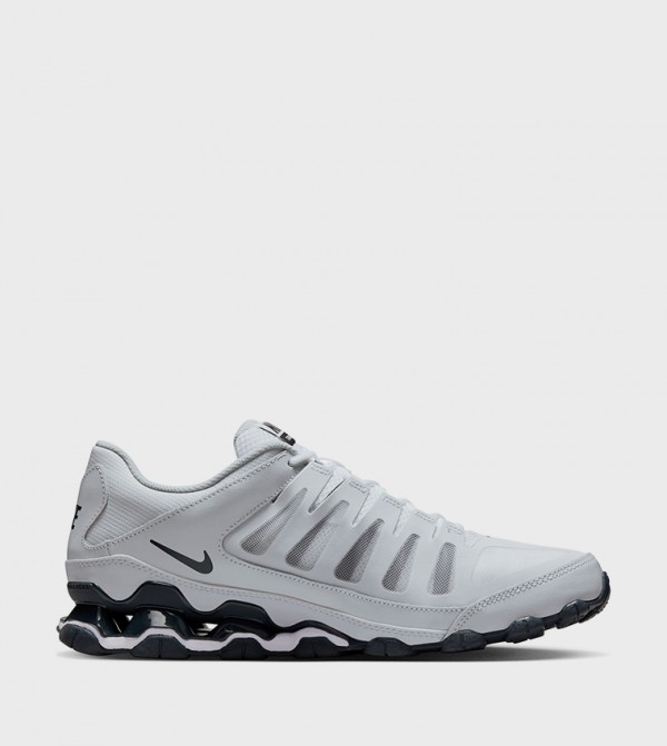 REAX 8 TR MESH Lace Up Training Shoes