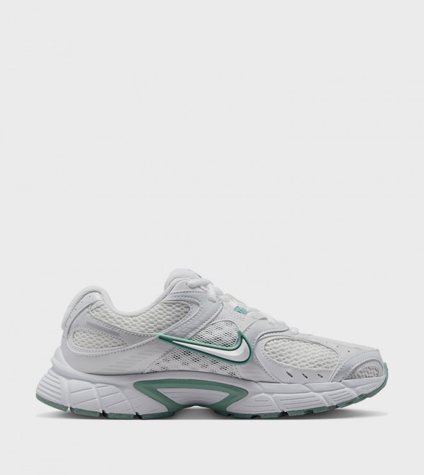 V5 RNR Lace Up Sneakers
