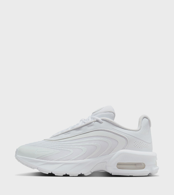 AIR MAX FIRE Lace Up Sneakers