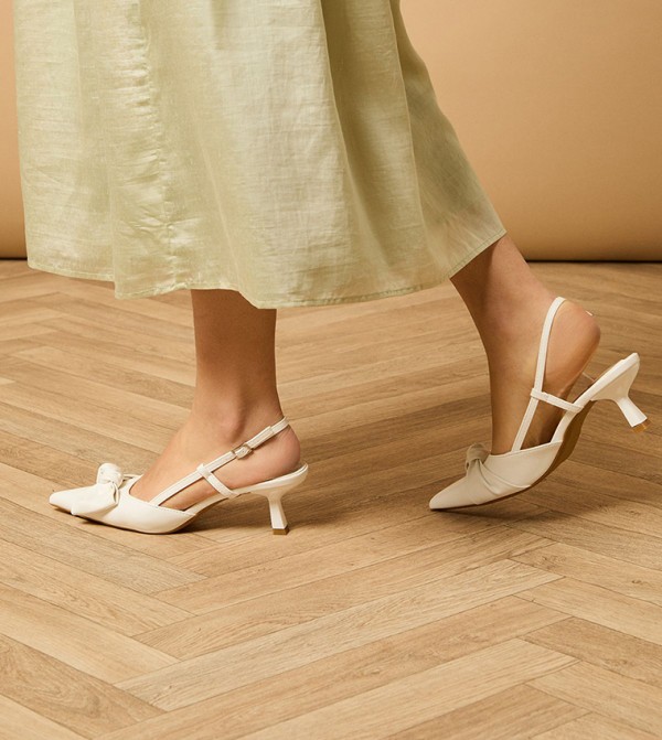 Dilly Faux Leather Bow Detail Slingback Kitten Heel Pumps
