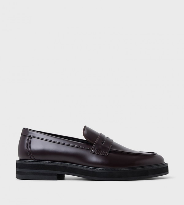 BALDOMAR Slip-On Loafers
