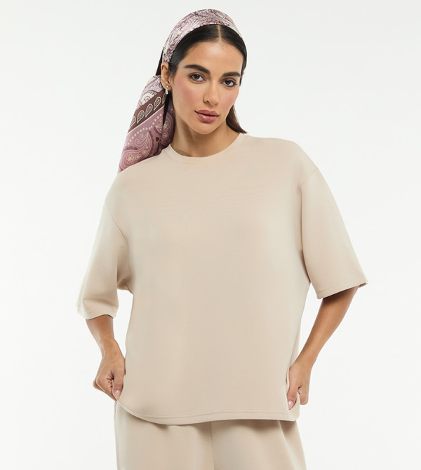 تيشيرت سكوبا اوفرسايز سادة كم قصير 