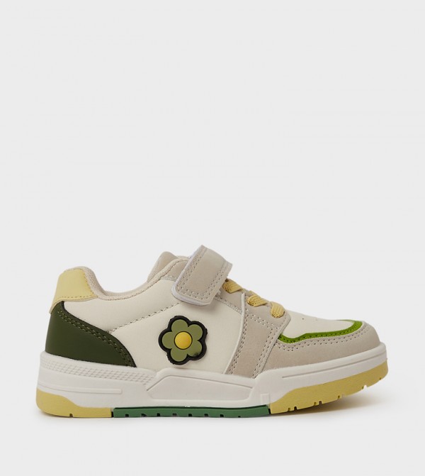 Round Toe Velcro Closure Sneakers